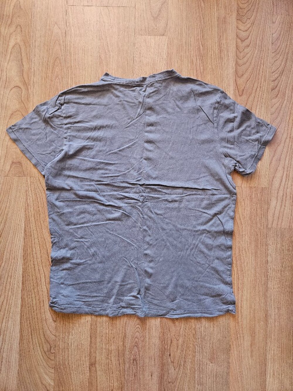 Soft! Men's American EAgle Outfitters Khaki cotton short sleeve Tee - Medium - Picture 3 of 3